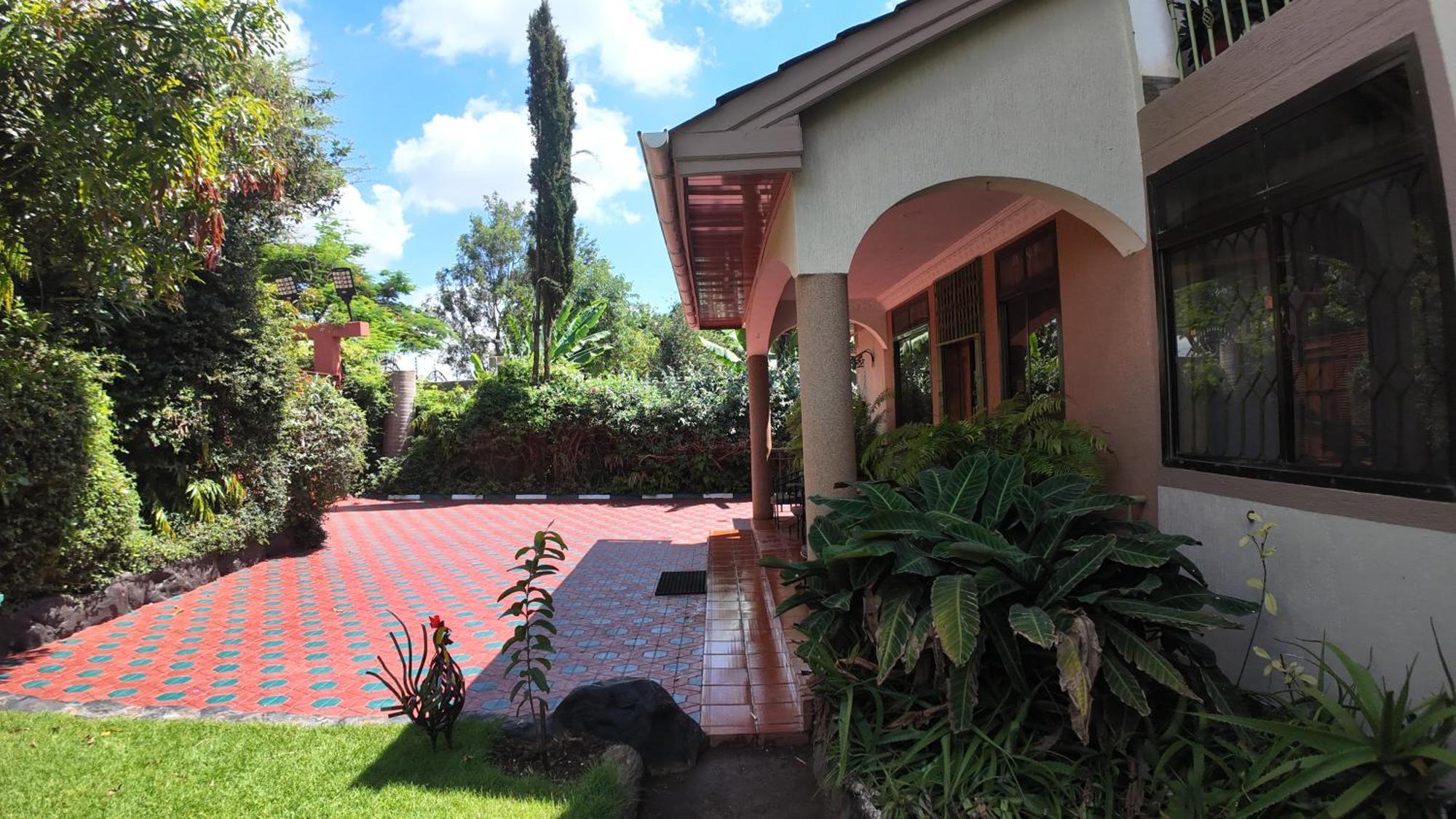 Korona House Hotel Arusha Extérieur photo