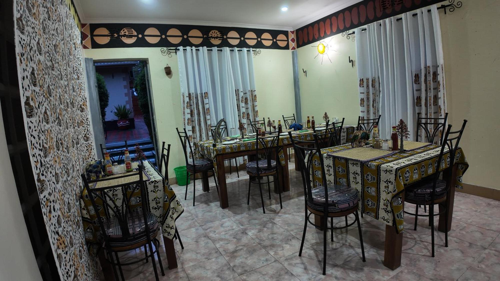 Korona House Hotel Arusha Extérieur photo